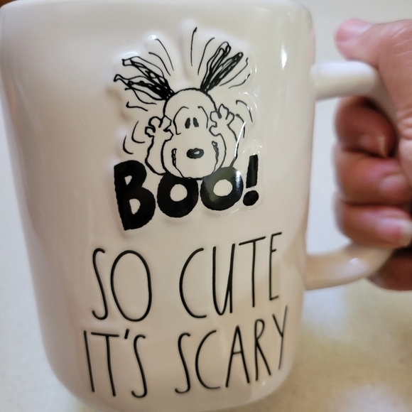 🦃Rae Dunn BOO! So Cute it’s Scary Mug Peanuts collectors edition 24 ounce - Picture 3 of 7